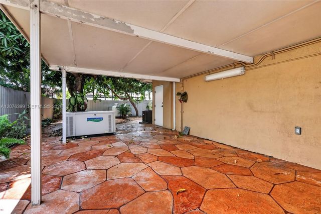 8936 SW 11th Street, Miami, FL 33174