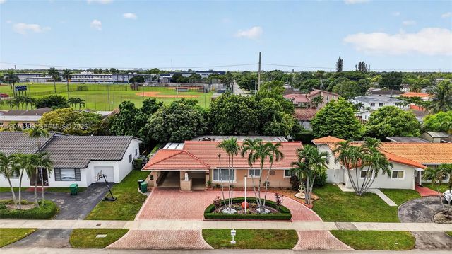 8936 SW 11th Street, Miami, FL 33174
