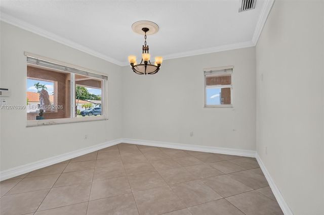 8936 SW 11th Street, Miami, FL 33174