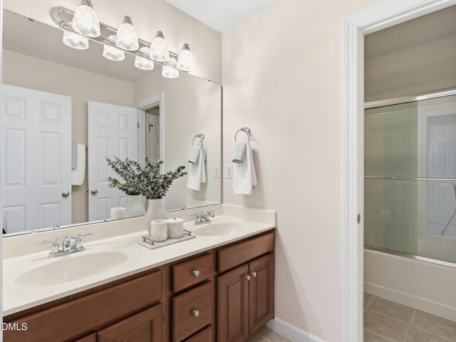 905 Babbling Creek Lane, Fuquay Varina, NC 27526