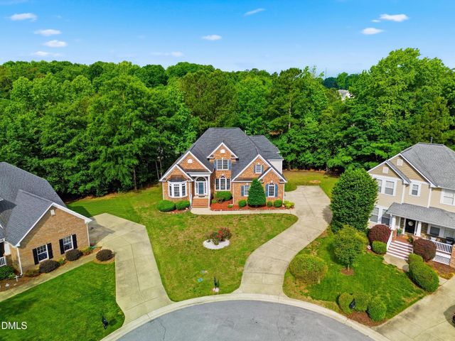 905 Babbling Creek Lane, Fuquay Varina, NC 27526