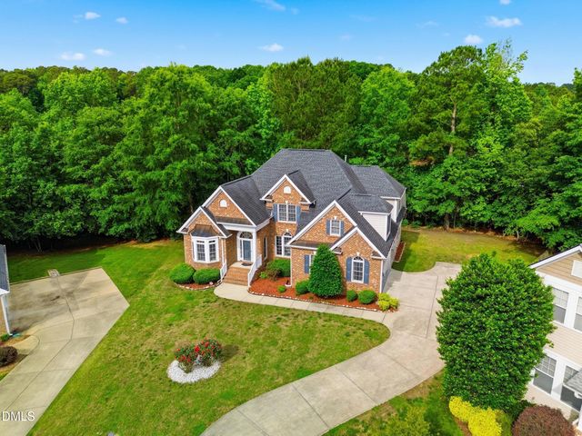 905 Babbling Creek Lane, Fuquay Varina, NC 27526