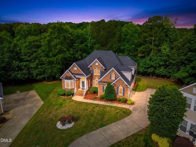 905 Babbling Creek Lane, Fuquay Varina, NC 27526