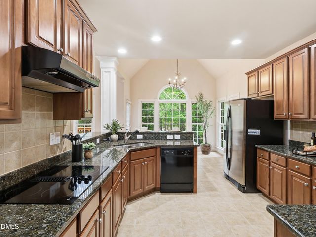 905 Babbling Creek Lane, Fuquay Varina, NC 27526