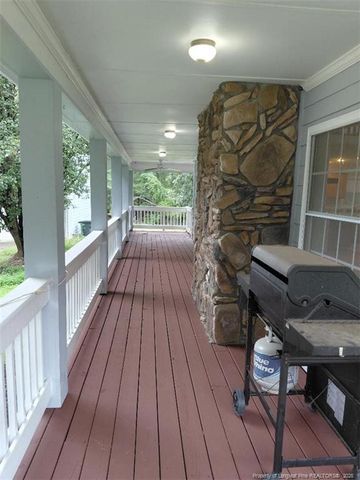 409 Mcphail Road, Raeford, NC 28376