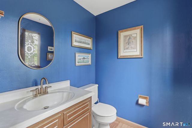37 Tall Wood Hollow, Avon, CT 06001