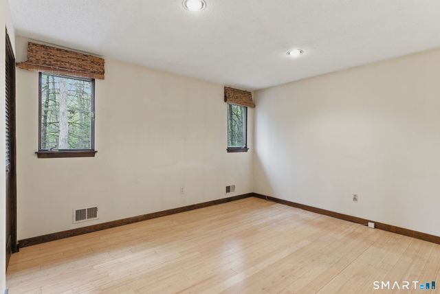 37 Tall Wood Hollow, Avon, CT 06001