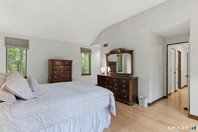 37 Tall Wood Hollow, Avon, CT 06001