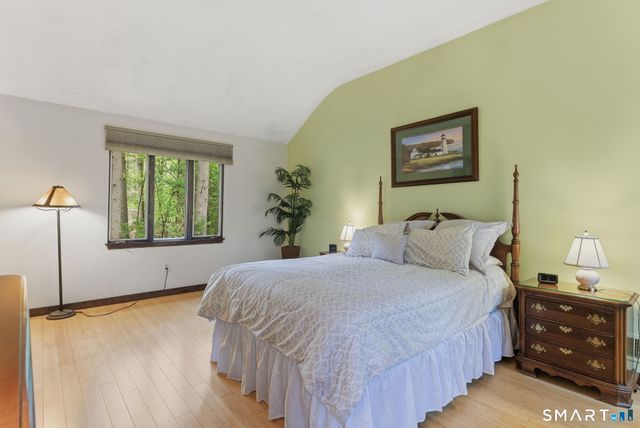 37 Tall Wood Hollow, Avon, CT 06001