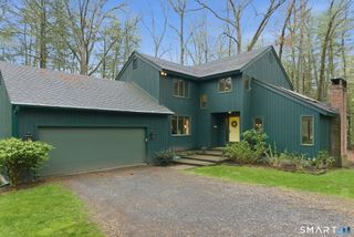 37 Tall Wood Hollow, Avon, CT 06001