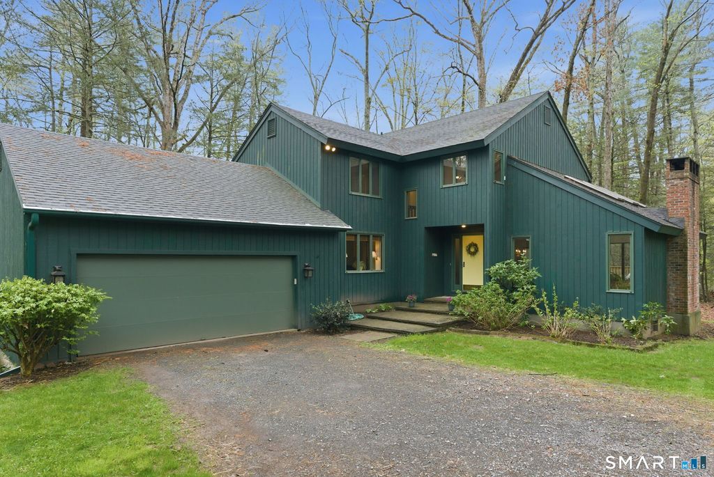 37 Tall Wood Hollow, Avon, CT 06001