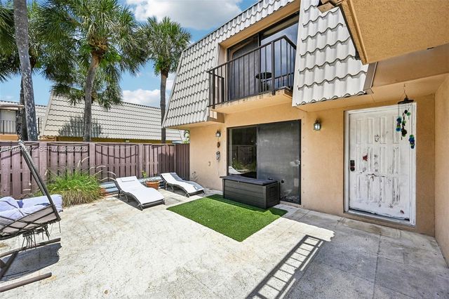 5016 50th Way, West Palm Beach, FL 33409