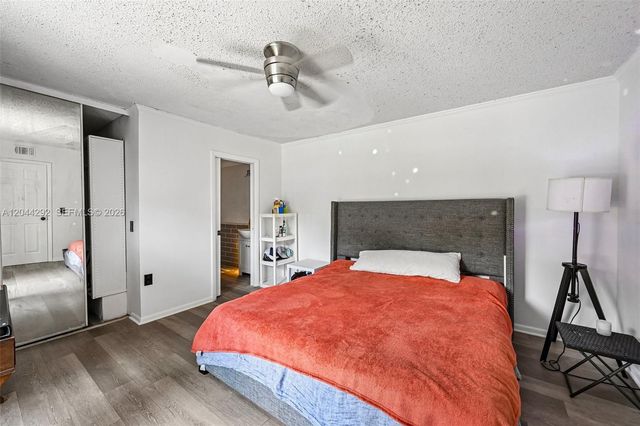 5016 50th Way, West Palm Beach, FL 33409