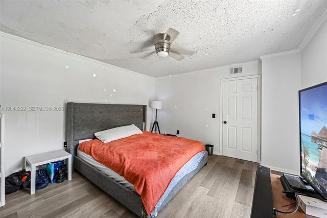 5016 50th Way, West Palm Beach, FL 33409