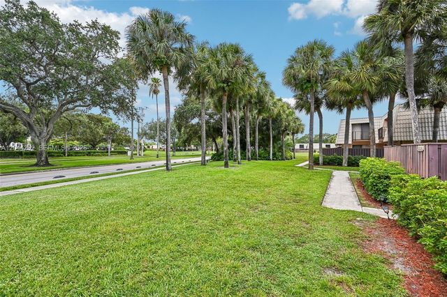 5016 50th Way, West Palm Beach, FL 33409