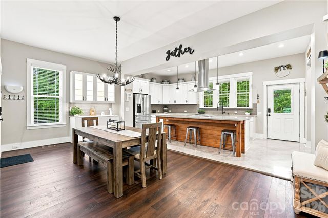 2348 Oak Grove Circle, Midland, NC 28107