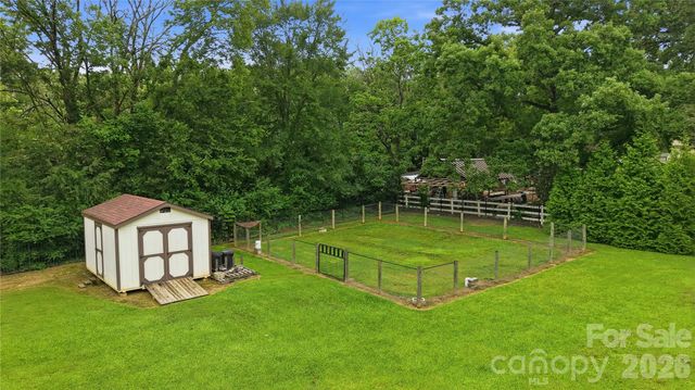 2348 Oak Grove Circle, Midland, NC 28107