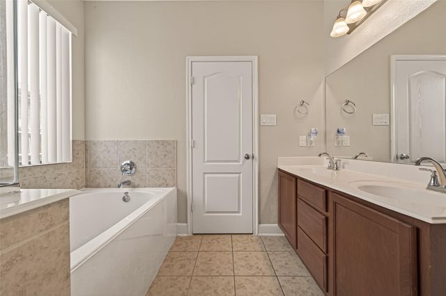 4418 Brinton Saddle Lane, Katy, TX 77449