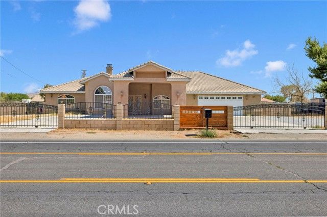 13597 Kiowa, Apple Valley, CA 92308