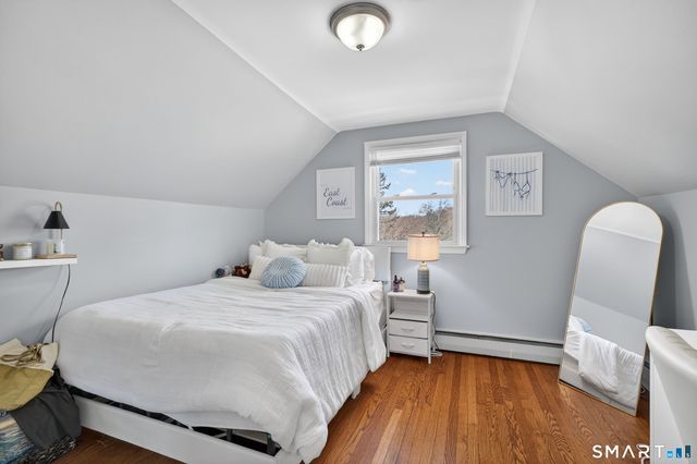 563 Lakeside Drive, Bridgeport, CT 06606