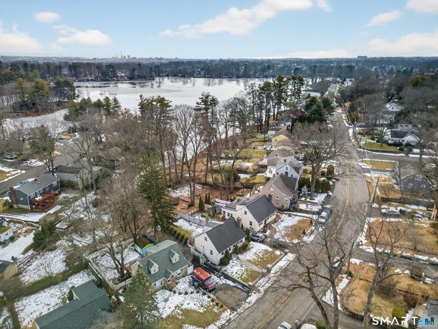 563 Lakeside Drive, Bridgeport, CT 06606