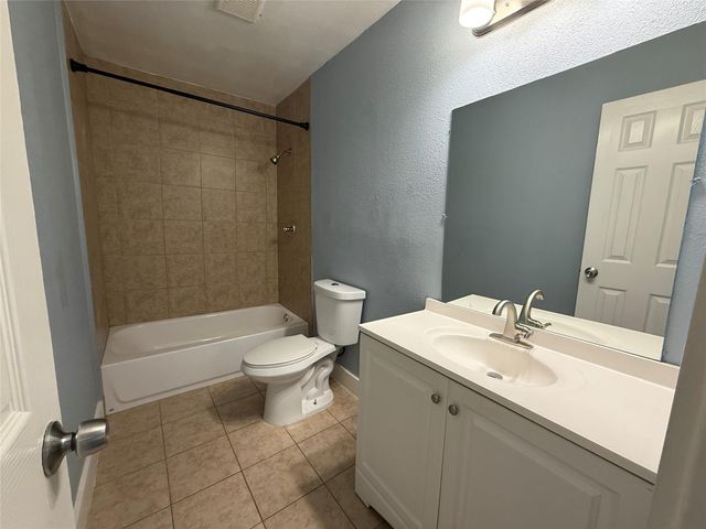 2909 King Street UNIT C, Houston, TX 77026