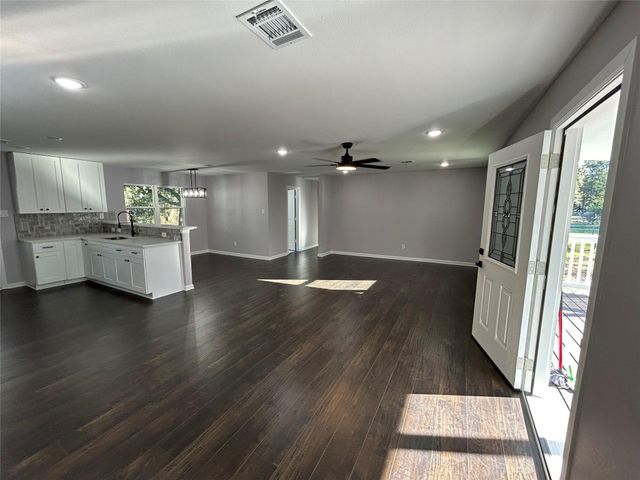 21057 Live Oak Street, Porter, TX 77357
