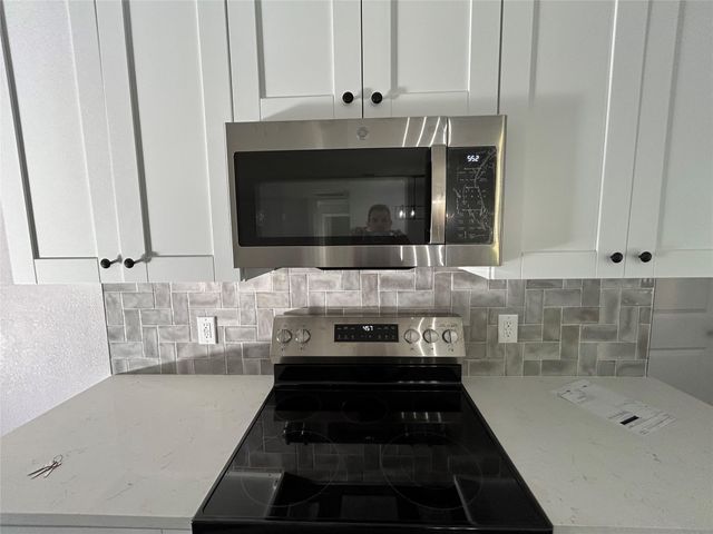 21057 Live Oak Street, Porter, TX 77357