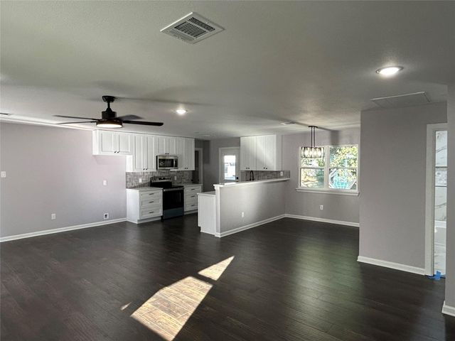 21057 Live Oak Street, Porter, TX 77357