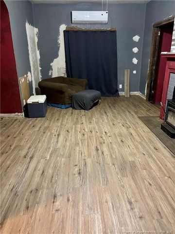 205 N College Street, Red Springs, NC 28377