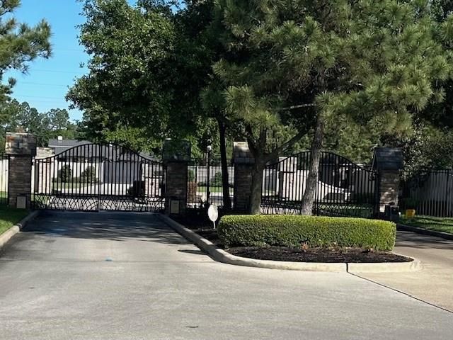 13703 Oak Harbor Bend, Cypress, TX 77429