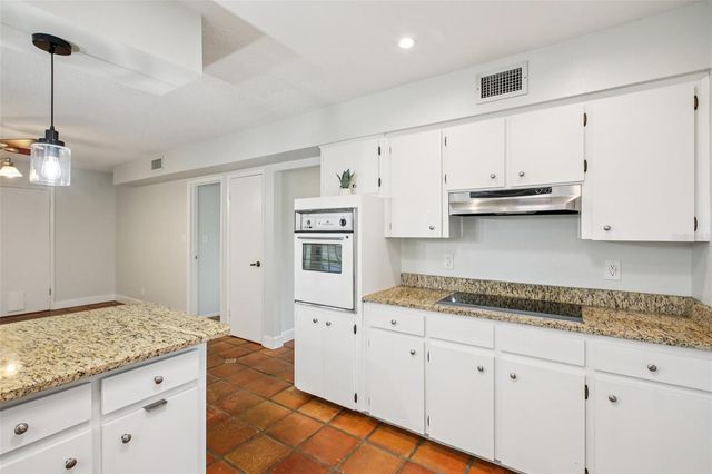 1218 LAKE ARIANA BOULEVARD, Auburndale, FL 33823