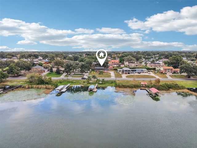 1218 LAKE ARIANA BOULEVARD, Auburndale, FL 33823