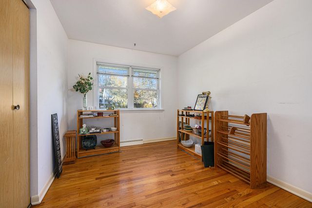 3922 Croyden Avenue, Kalamazoo Twp, MI 49006