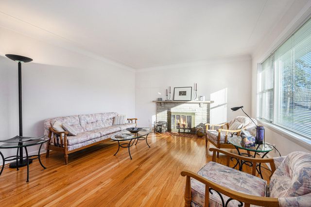 3922 Croyden Avenue, Kalamazoo Twp, MI 49006