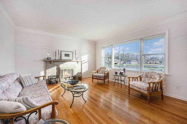 3922 Croyden Avenue, Kalamazoo Twp, MI 49006