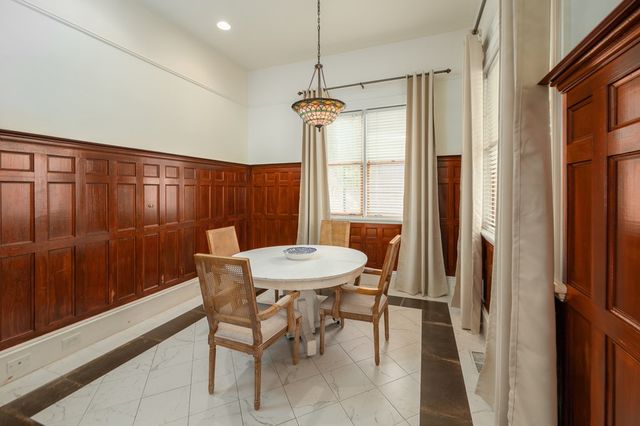 715 Broadway, Columbus, GA 31901