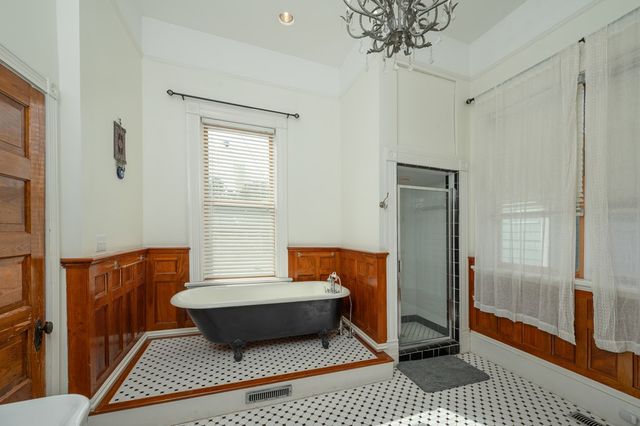 715 Broadway, Columbus, GA 31901