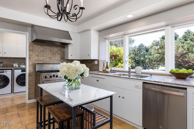 1550 Old House Road, Pasadena, CA 91107