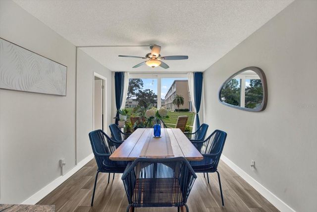 5095 BAY STREET NE 107, St Petersburg, FL 33703