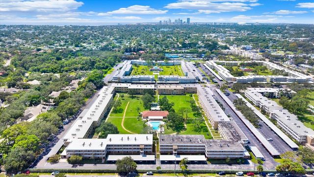 5095 BAY STREET NE 107, St Petersburg, FL 33703