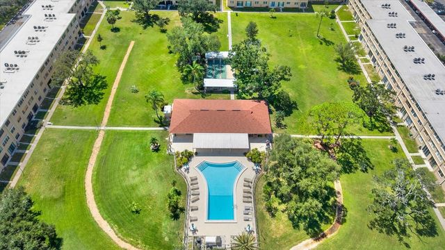 5095 BAY STREET NE 107, St Petersburg, FL 33703