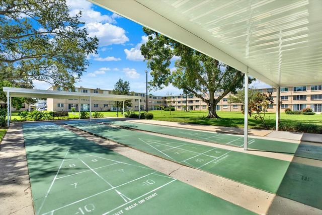 5095 BAY STREET NE 107, St Petersburg, FL 33703