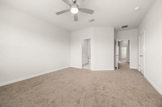 605 W South ST 332, Leander, TX 78641