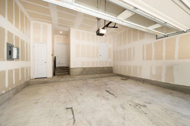605 W South ST 332, Leander, TX 78641