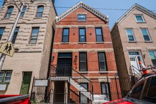 1418 W BLACKHAWK Street, Chicago, IL 60642