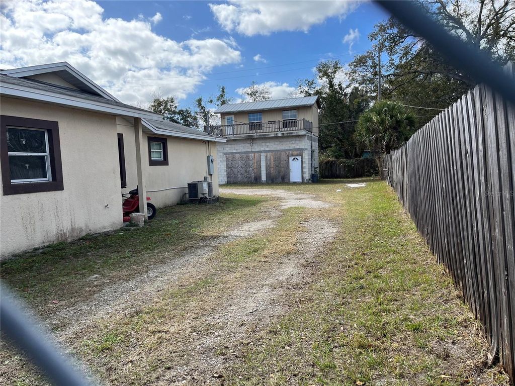 Image 2 of property listing at 1224 TURRISI BOULEVARD, Orlando, FL 32807