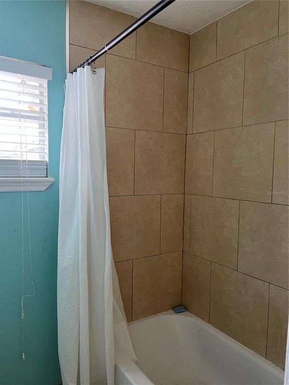 Image 13 of property listing at 1224 TURRISI BOULEVARD, Orlando, FL 32807