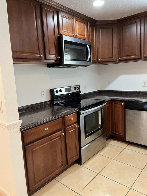 Image 4 of property listing at 1224 TURRISI BOULEVARD, Orlando, FL 32807