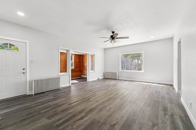 161 E SCOTT STREET, Fond Du Lac, WI 54935